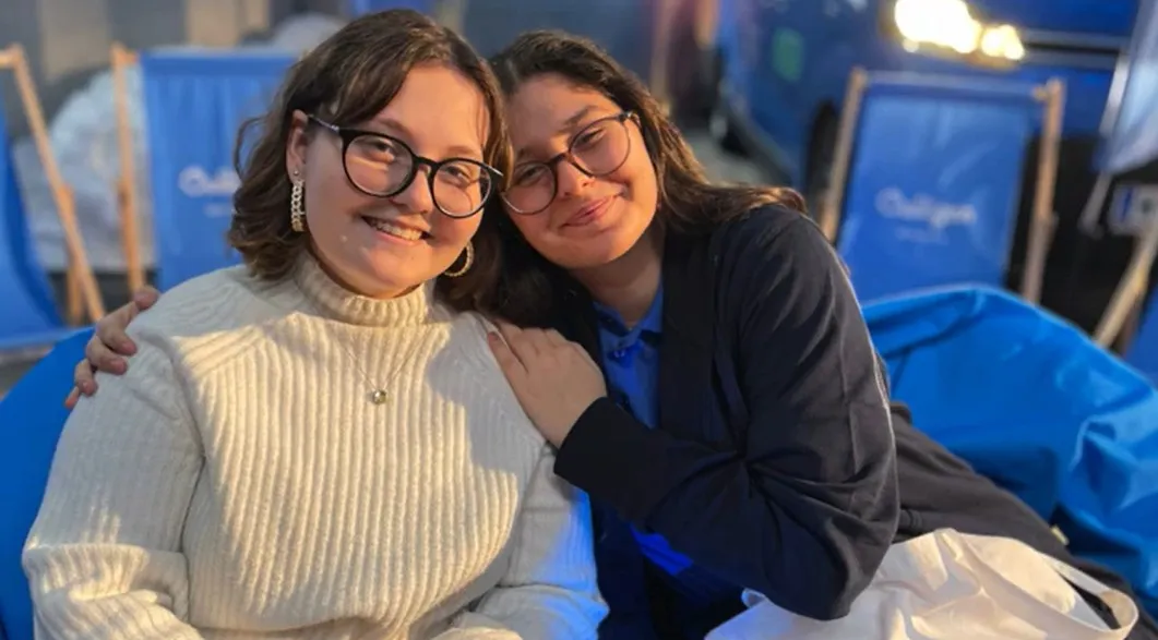 Karriere Video Cover Bild zwei Personen