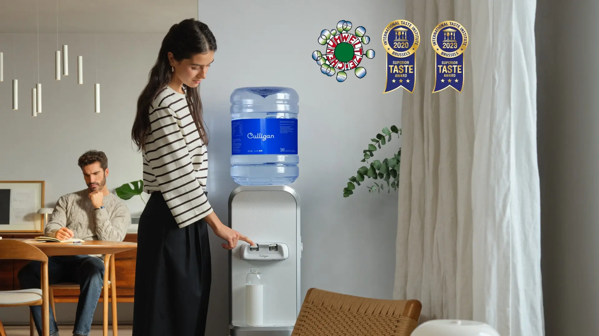 Mit dem Umweltzeichen ausgezeichneter Alpenwasserspender